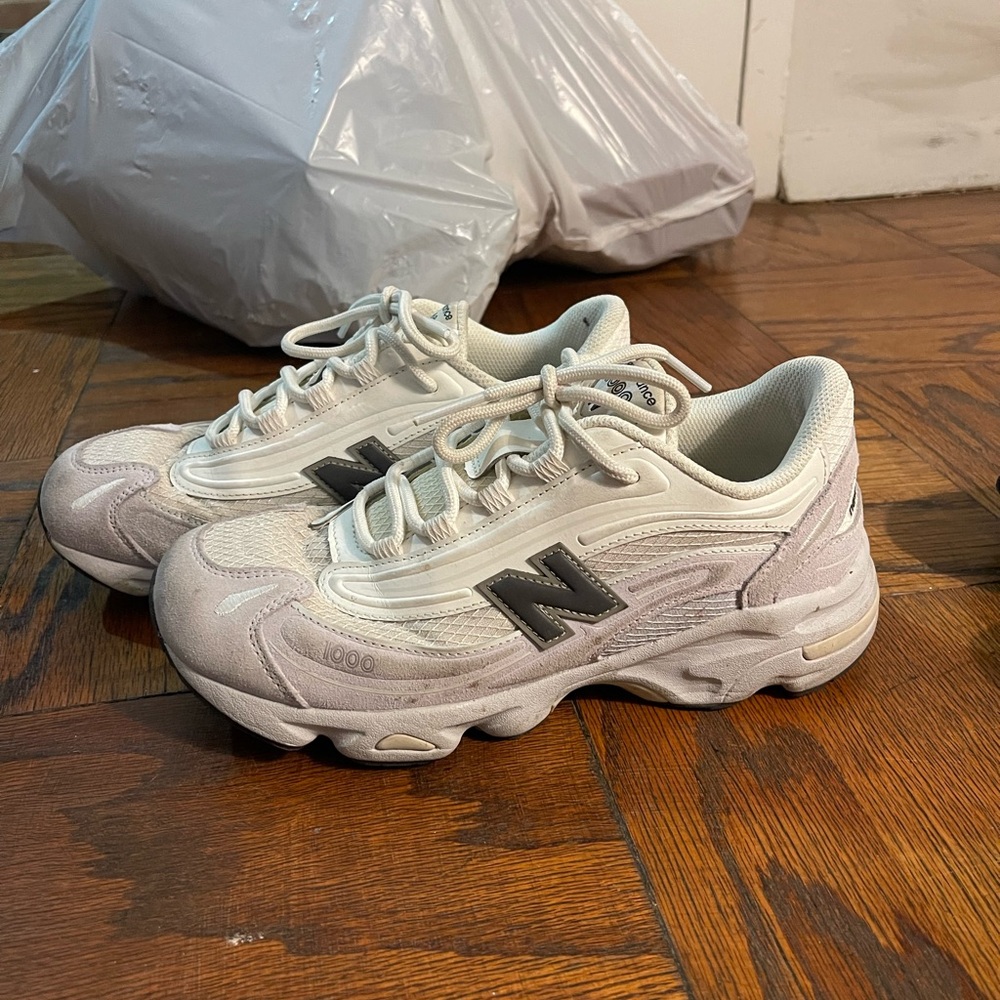 New Balance 990 Chunky Sneakers in Light Gray and White